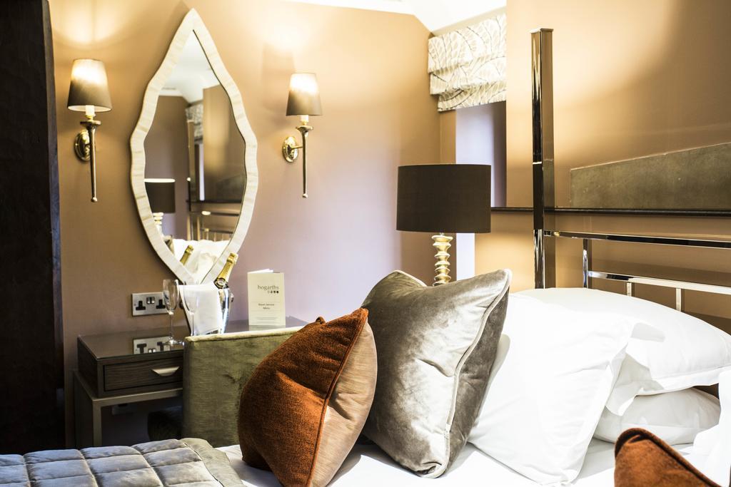 Hotel Hogarths Stone Manor à Kidderminster Extérieur photo
